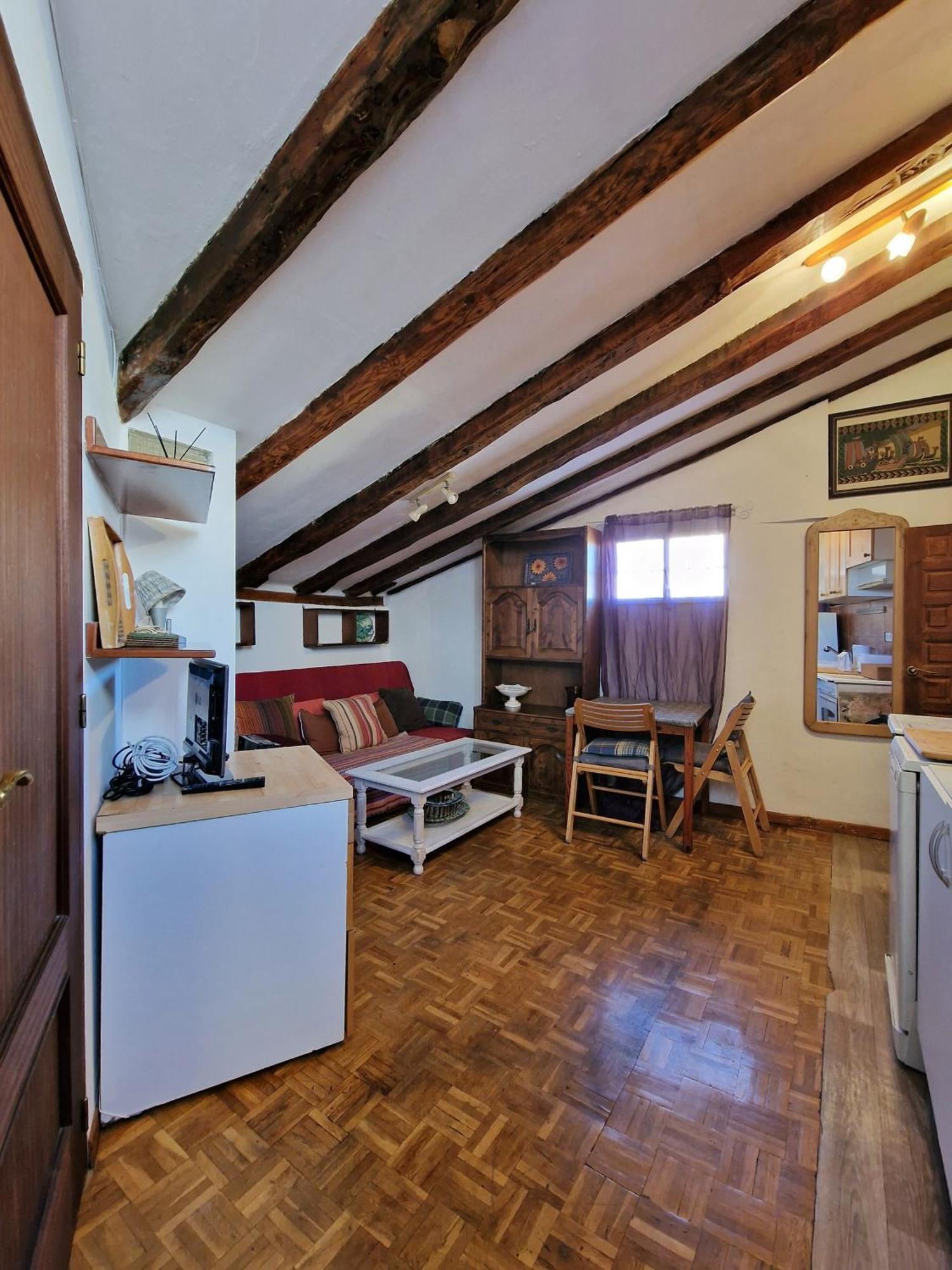 Santa Ana, Buhardilla En La Latina Dos Apartamento
